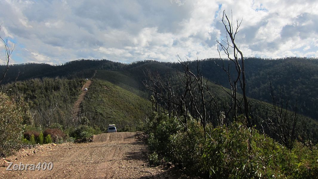 08-Convoy heads across Hickeys Creek Track.JPG